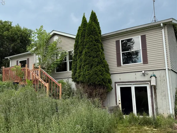 2320 Gramer Rd, Webberville, MI 48892