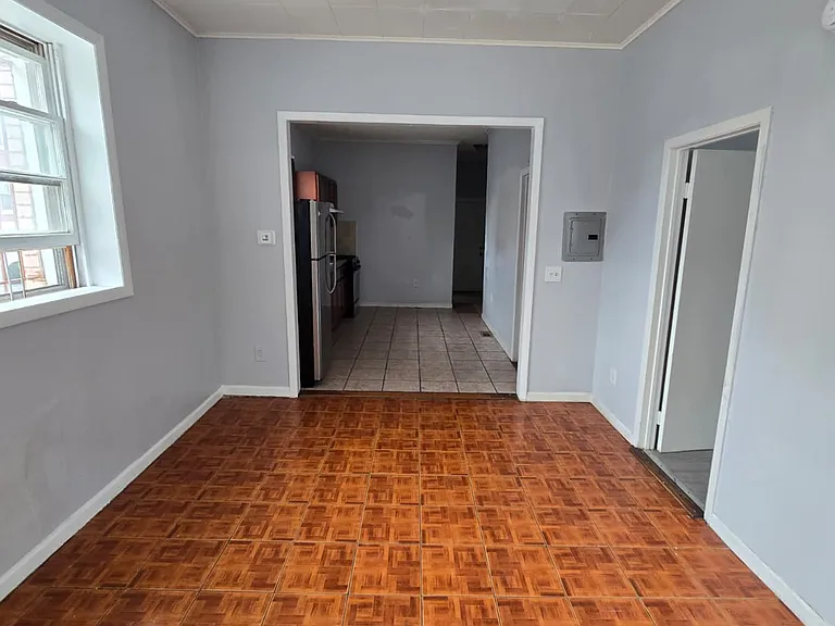 401 Marshall St #1RA — Photo 6