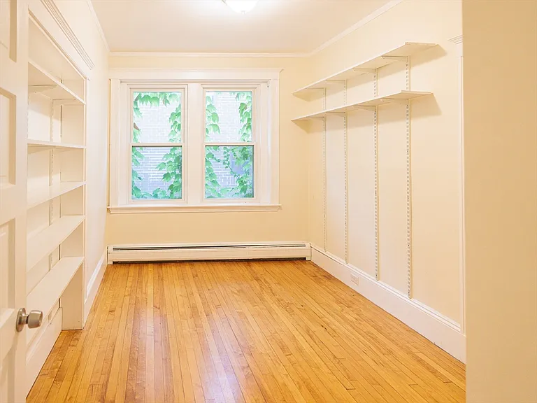 315 Harvard St #8 — Photo 14