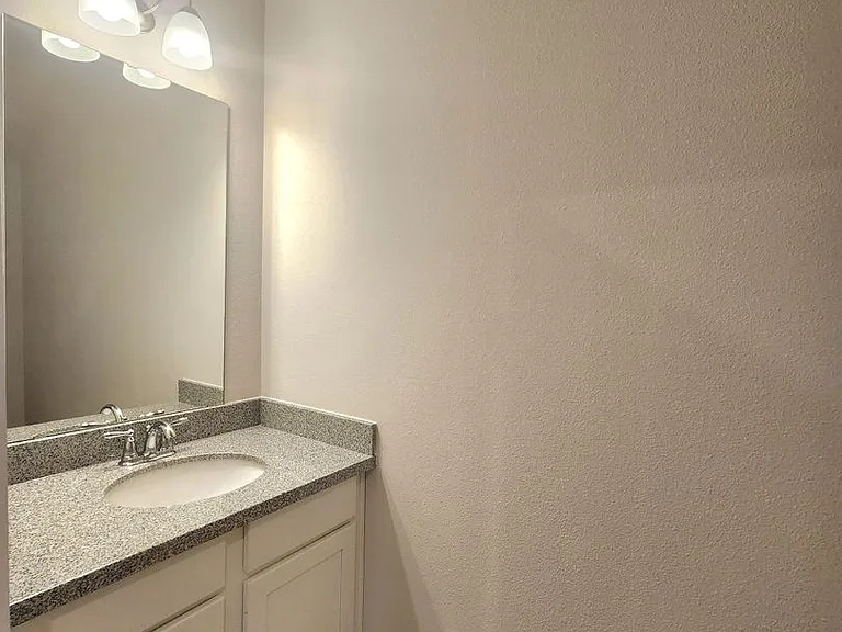 9436 Nature Creek Ln — Photo 20