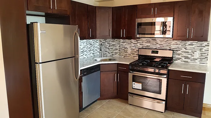 Rented by H L Dynasty Real Estate Corp | media 8