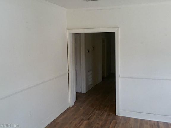 3rd image of 1740 Palmer St