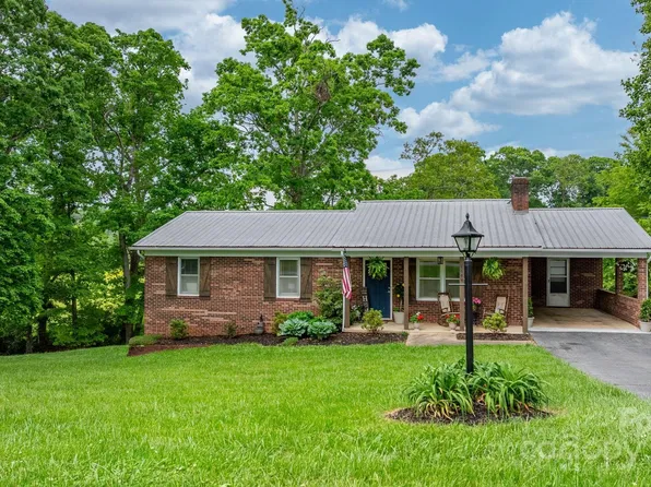 1664 Lafayette Ave, Hudson, NC 28638