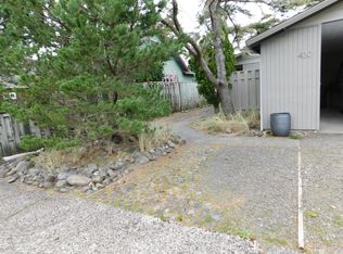 430 Avenue S APT 1, Seaside, OR