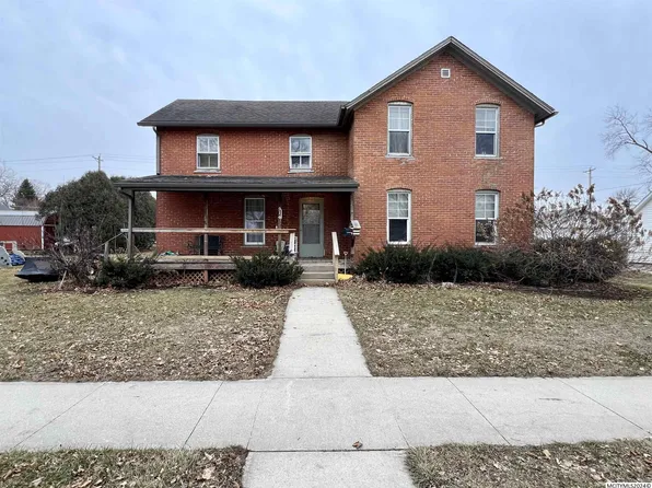 914 Chase St, Osage, IA 50461