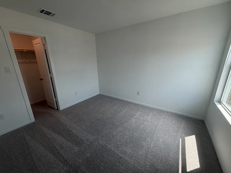 319 Moscato Rd — Photo 11