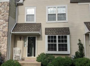 641 Longwood Rd, Collegeville, PA 19426