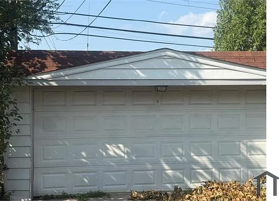 3 bed, $1,800 — Photo 3
