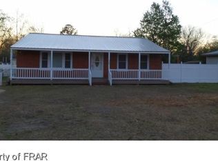 806 Sandalwood Dr, Fayetteville, NC 28304