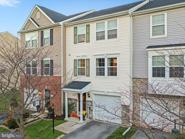 1153 Mare St, Ranson, WV 25438