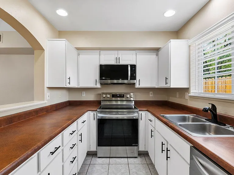 741 Gail Gardner Way #L — Photo 13