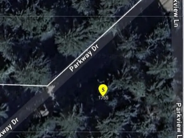 1755 Parkway Dr, Crescent City, CA 95531