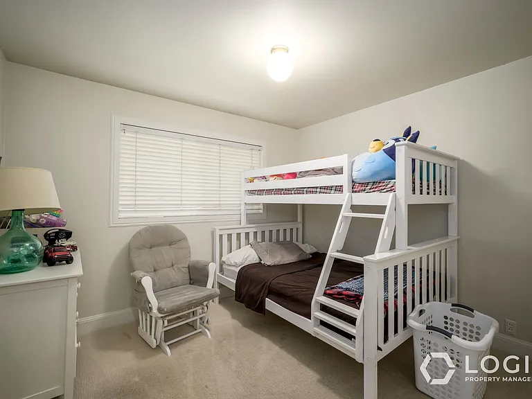 3760 E Millstream Dr — Photo 15