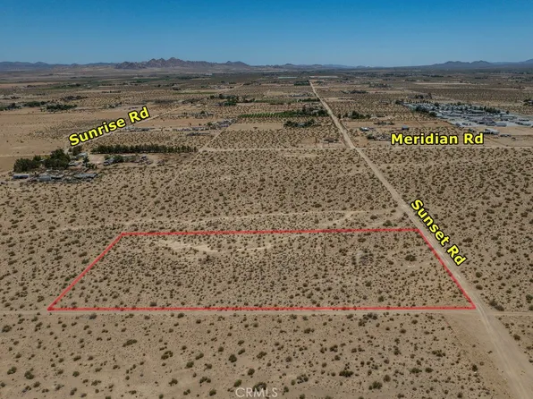 33402 Sunset Rd, Lucerne Valley, CA 92356