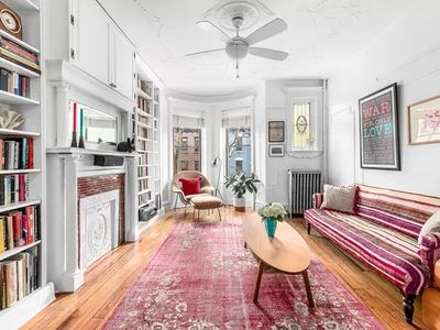 705 Carroll St APT 3R, Brooklyn, NY, 11215