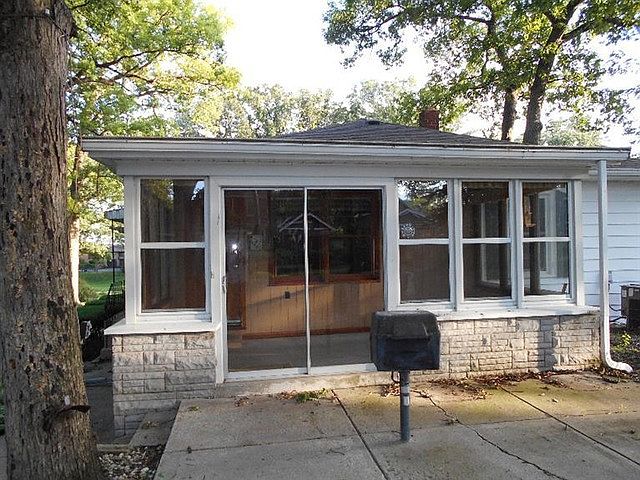 230 W Oakley Ave, Lowell, IN 46356 | Zillow