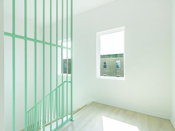 5th image of 1803 N 18th St #Penthouse B
