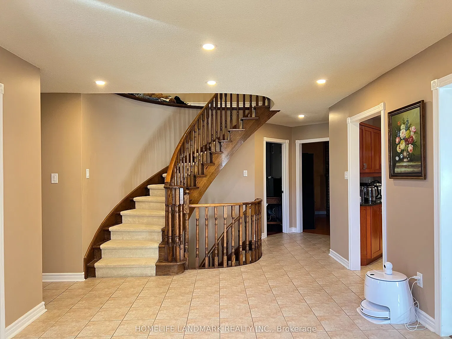 3 bed, $3,800 — Photo 3