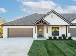 5604 Birch Creek Ln, Jefferson City, MO 65101