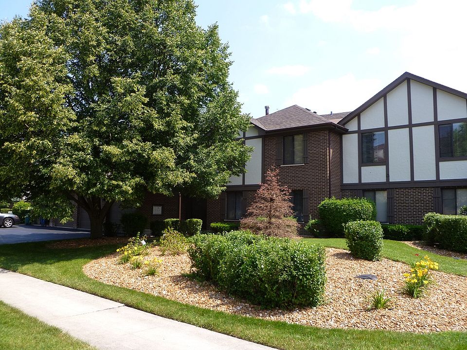 1st image of 6705 180th St APT 3