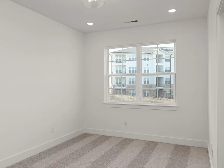 700 N Dupont Ave #115 — Photo 12