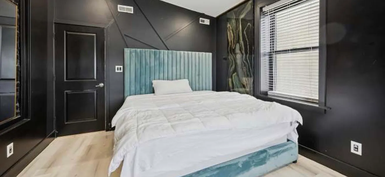 1 bed, 900 sqft, $1,600 — Photo 2