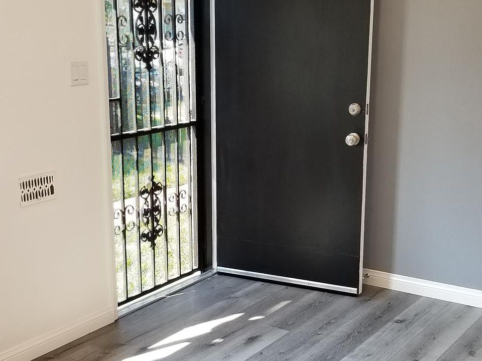 1st image of 211 N Cordova St