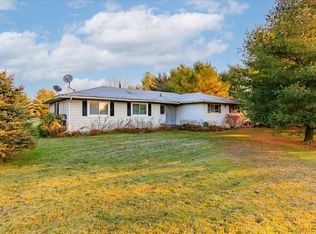 10060 Van Buren Rd, Fowlerville, MI 48836