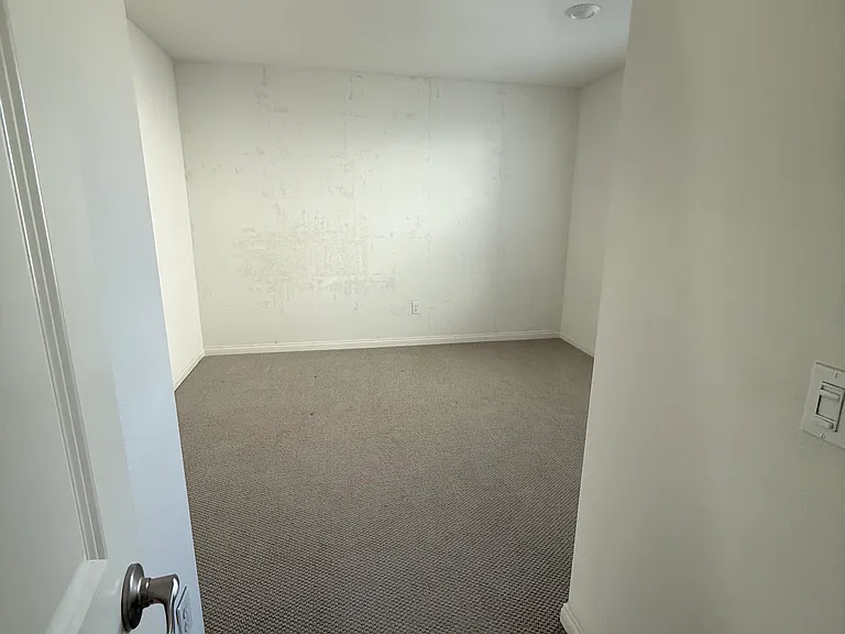 17087 Zion Dr — Photo 13