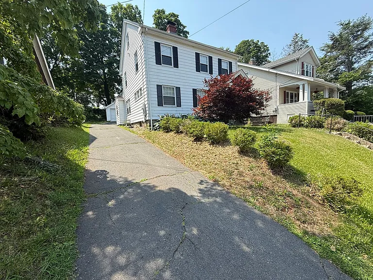 503 Commonwealth Ave — Photo 22