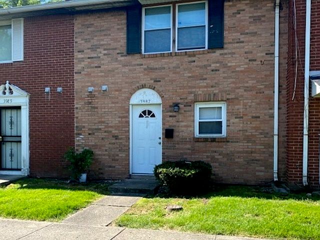 1st image of 3987 Gateway Ct #3987