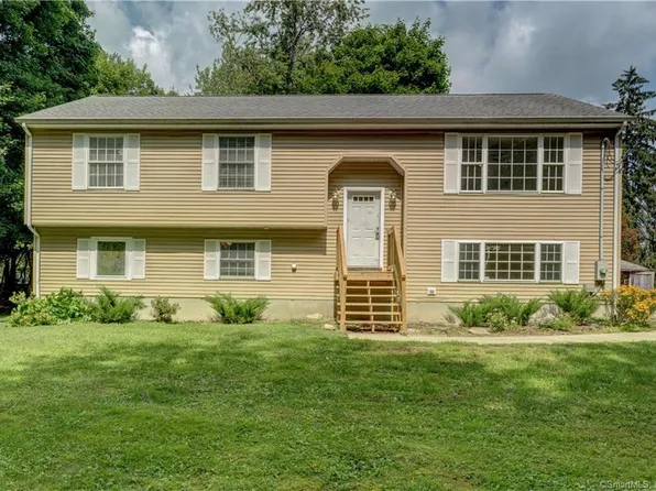 99 South Street, Windham, CT 06226