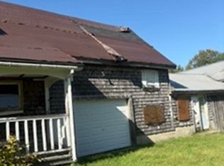 104 Parkman Rd, Wellington, ME 04942