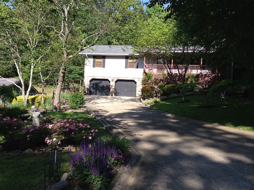1st image of 3926 Kensington Dr