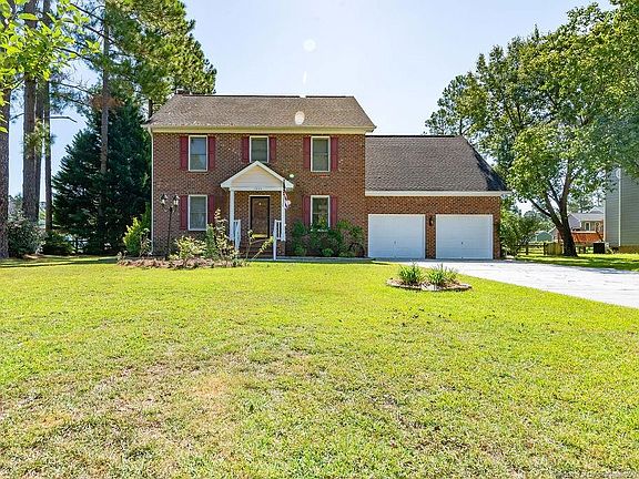 3rd image of 1955 Fairforest Dr
