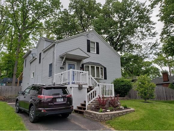 1st image of 3105 King St