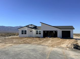 445 Emerald Ct, Battle Mountain, NV 89820
