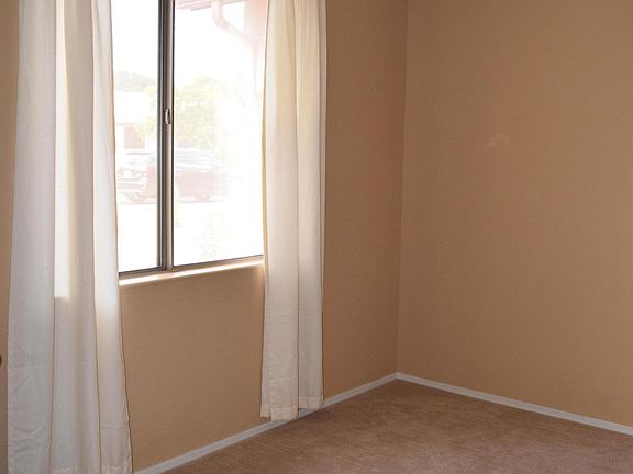 3rd image of 1131 S Vista Grande Dr