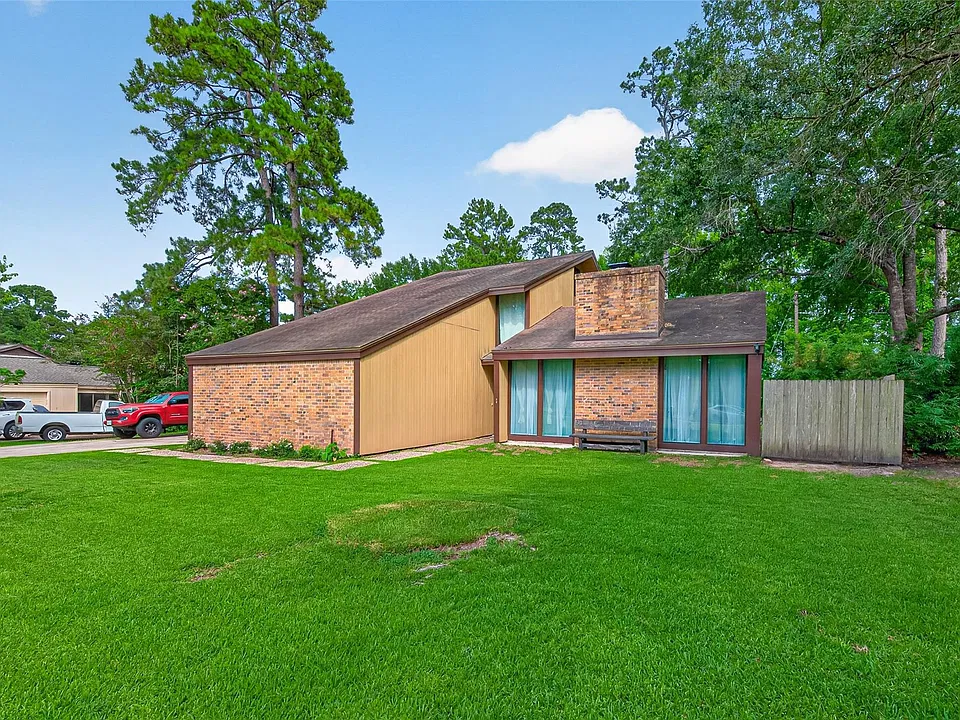 23610 Creekview Dr