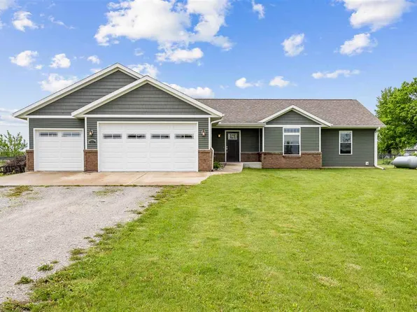 2097 117th Ct, Kalona, IA 52247