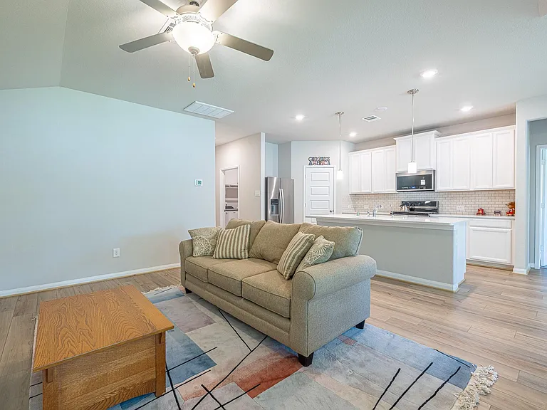 17705 Hanson Ridge Dr — Photo 14