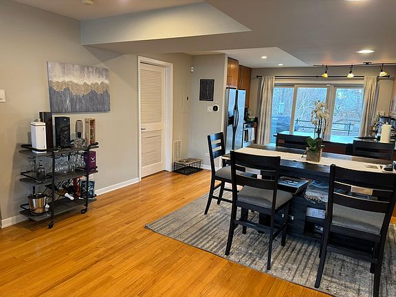 5th image of 3648 N California Ave APT 3