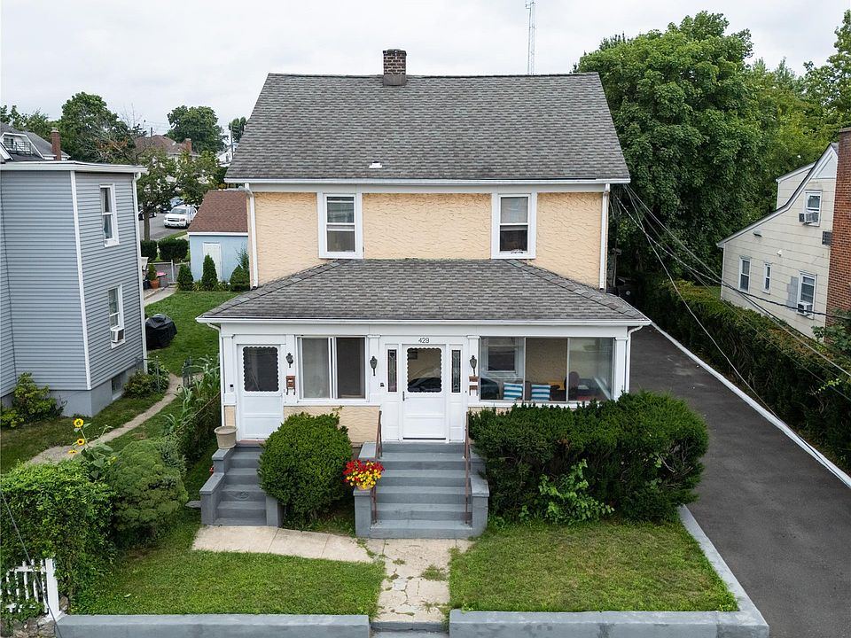 1st image of 429 Franklin Street