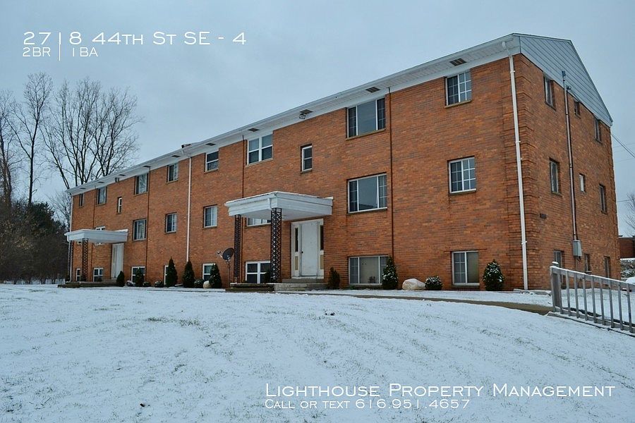 1st image of 2718 44th St SE APT 4
