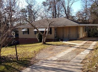 2010 Knightsbridge Rd, Macon, GA 31211