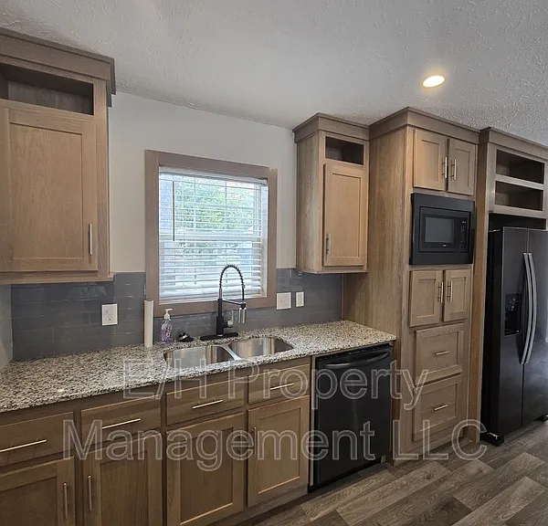 501 S Edwards Ave #1 — Photo 15