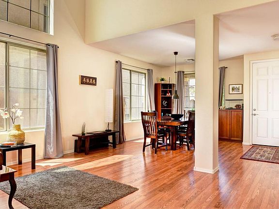 2nd image of 3035 W Burgess Ln