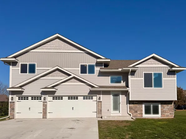 815 S Rush Creek Ln, Rush City, MN 55069