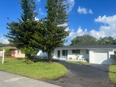 14700 S Spur Dr, Miami, FL, 33161