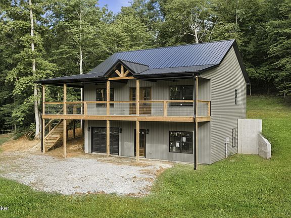 3rd image of 155 Moutardier Woods Rd